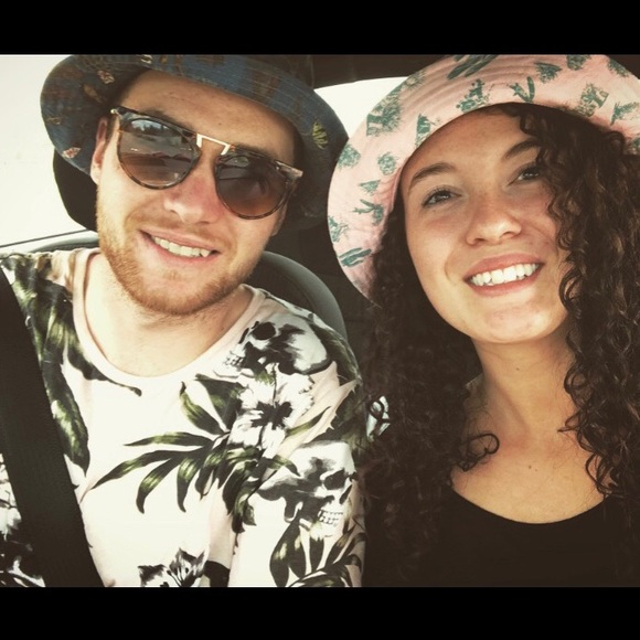 Meet your Posher, Jocelynn - Picture 1 of 1